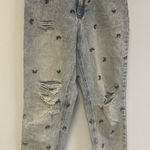 Tinseltown  Light Wash Distressed Embroidered Butterfly Raw Hem Skinny Jeans‎ 7 Photo 0