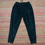 New Look BLACK VELVET JOGGERS Photo 4