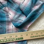 Ariat  Real Womens Relaxed Long Sleeve Button Up Shirt Size Large Cowgirl Photo 2