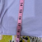 Alice + Olivia Alice +‎ Olivia Lavender Short Sleeve Tee size
medium Photo 6