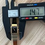 Seiko  Vintage Ladies Watch Black Dial Gold-Tone Bracelet Case Hands Markers Photo 10