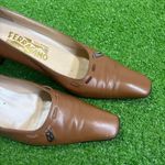 Salvatore Ferragamo Vtg Women's 8 Narrow Brown Leather Luxury Low Pumps Photo 2