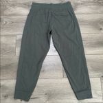 Athleta Trekkie North Mid Rise Jogger Pants Olive Green Size 6P Photo 3