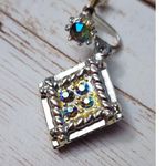 Vintage Screw On Earrings Photo 3