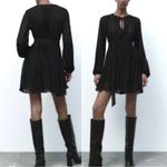 ZARA NEW  Women’s Pleated mini Dress with Belt size L Black Photo 8