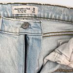 Abercrombie & Fitch  Ultra High Rise 90s Straight Carpenter Jeans 25 0s Photo 2