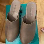 Chocolat Blu Wedge Photo 2