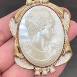 Vintage Unsigned Faux Pearl Victorian Cameo Pendant Brooch Photo 1