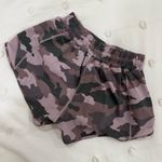 Lululemon  Hottie Hot Shorts 2.5" Photo 3