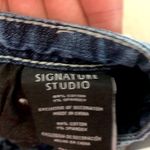Signature Studio  denim cut offs size 30 Photo 2