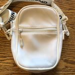 Like Dreams LD Crossbody Bag White Photo 8