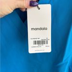 Mandala NEW WITH TAGS 6‎ Pocket Scrub Top XS nurse workwear hospital uniform Blue Photo 3