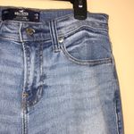Hollister  Juniors’ Women’s Athletic Skinny Advanced Stretch Light Wash Jeans Photo 4