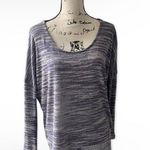 Olive & Oak SZ LG loose-fitting textured blouse Photo 2