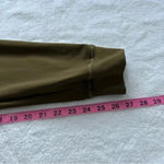 Zyia  Olive Unwind Jogger size M Photo 12