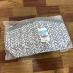 J. McLaughlin  Travel Pouch NWT $38 Cosmetic Bag Gray White Chevron Medium Photo 0
