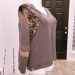 Blu Clover Sweatshirt Velvet & Lace Detail V Photo 5