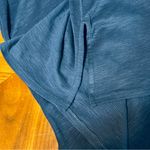 J. Jill Scoop Neck Tee Short Sleeve Navy Blue 100% Cotton Size Small Photo 5