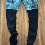 Alo Yoga Womens Goddess Leggings Size S Blue Ribbed Knit Ruched Leg Gym Workout Photo 0