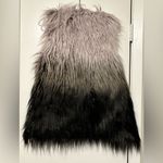 BKE  black ombré faux fur vest size M Photo 2