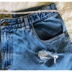 VTG LL Bean Relaxed Fit Distressed Frayed Hem Denim Blue Jeans Shorts Womens 16 Photo 2