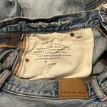 American Eagle  Relaxed Mom Jeans Size 4 Destructed High Waist Light Wash Photo 8