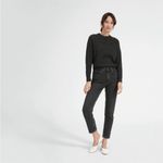 Everlane Donnegal Cashmere Shrunken Sweatshirt in Charcoal Photo 10