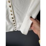 Zenana White Button Photo 5