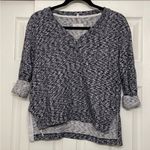 Lou & grey  Long Sleeve V-Neck Photo 0