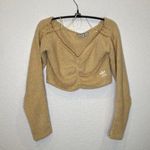 Adidas Women’s 2 Pc Athleisure Set Long Sleeve Crop & Bike Shorts Beige Boucle Photo 0