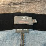 Torrid 20R Melrose Premium Stretch Bombshell Skinny Jeans Photo 3