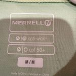 Merrell  Women's Green Top Opti-Wick size M Photo 4