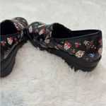 Easy Street  Slip Resistant Laurie Colorful Skull Pattern Clogs Size 7W Photo 4