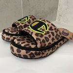 Champion WOMEN'S PLUSH PRINT SLIPPERS Size 6 Photo 4