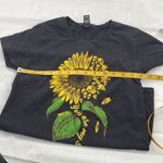 Anvil  size Small graphic sunflower skull traffic tee Photo 6