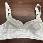 Bali  Size 40B White Double Support Wirefree Full Coverage Comfort Bra 3280 Photo 0