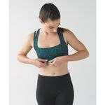 Lululemon Splendour Bra Size 6 Flashback Static Seamist Forage Teal Workout Photo 2