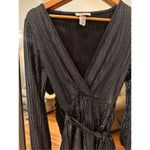 Flirtatious Outing‎ Pleated Romper In Black/Silver Size Small Black Photo 3