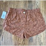 Billabong BNWT  Womens Large Road Trippin Print Leopard Shorts With Elastic Waist Photo 1