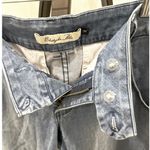 Christopher & Banks  Size 6 Womens Stretch Comfort Waist Bermuda Jean Shorts Photo 2