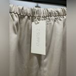 Z Supply New with tabs khaki cargo pants
Womens wide leg pants Size medium Photo 6