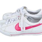 Nike  Women's Pink White Sneaker Shoes Sweet Classic Heart Leather Size 8 Vintage Photo 1