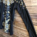 Athleta Tee Women’s Size Small Runaway Paisley Long Sleeve Activewear Running Photo 2