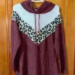 Twenty Second Twenty-second Sz small Photo 1