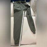Lululemon Stretch High Rise Joggers Full Length 28” Pockets Size 4 green Photo 10