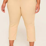 Lane Bryant ‎ size 18 4 season slim capris Photo 0