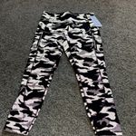 Athleta  Rainier Reflective leggings size 1X NWT Photo 2