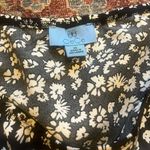 Nordstrom Black/White Floral Slip Skirt with Lace Hem- size XS Photo 3