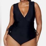 Raisin's Curve Womens Size 14W Lusiana One-Piece Swimsuit - Black Photo 0