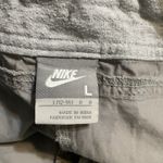 Nike  Camo Capri Cargo Shorts Womens Drawstring Casual Activewear‎ Size Large Photo 7